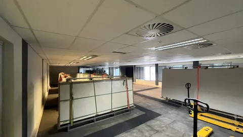 WhatsApp Image 2025-10-23 at 13.52.38.